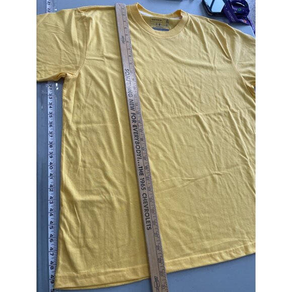 Homefield Crewneck Short Sleeve TShirt Men XL Yellow Cotton Poly Plain Basic Tee - Picture 4 of 6